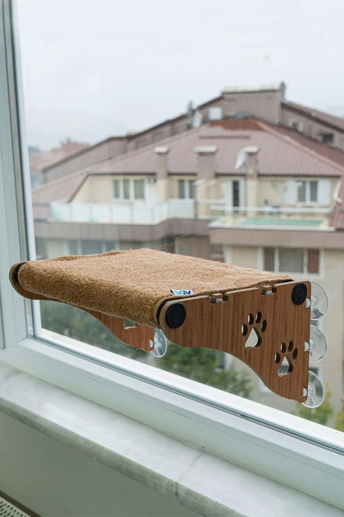 Ahşap Cama Yapışan Kedi Yatağı Vantuzlu Cam Yatağı Terası